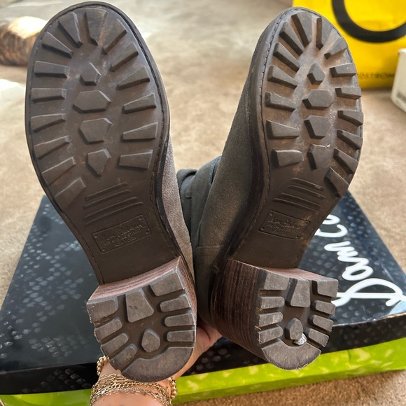 VVGUC Sam Edelman grey suede boots both silver buckles, size 6 - Picture 2 of 7